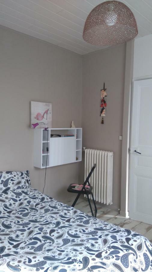 Chambre Privee Chez Un Particulier Saint-Sebastien-sur-Loire Exterior photo